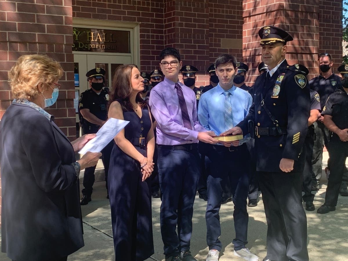 Summit Police Chief Andrew Bartolotti was sworn in on Monday.