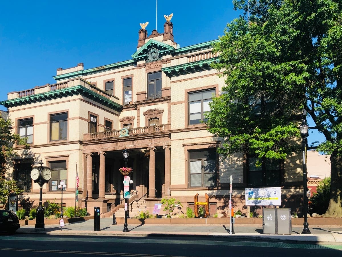 News small post card thumbnail