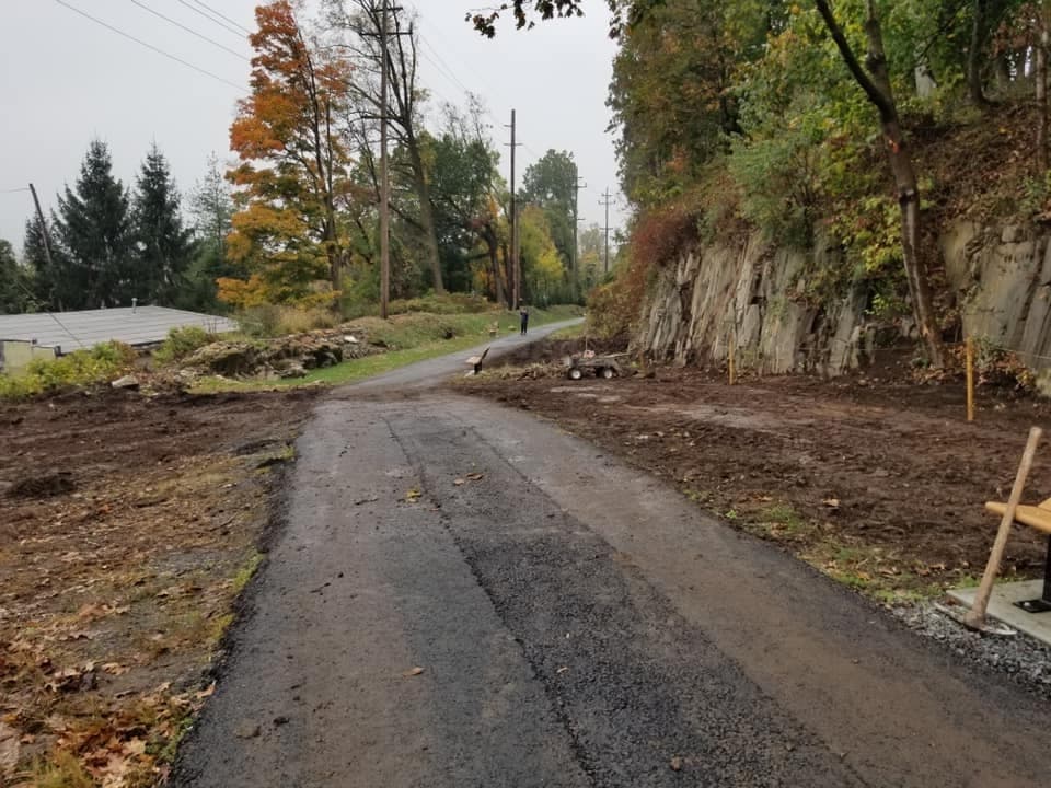 Park Line Trail, Summit