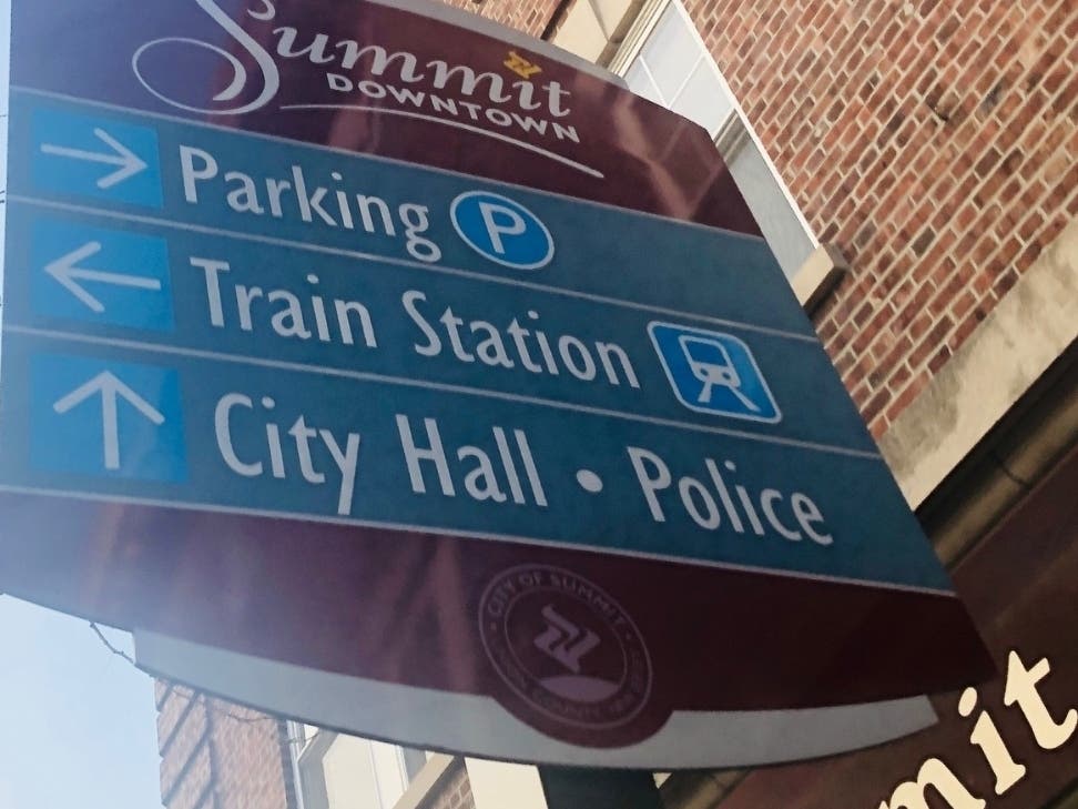 The Summit Common Council will meet Tuesday.