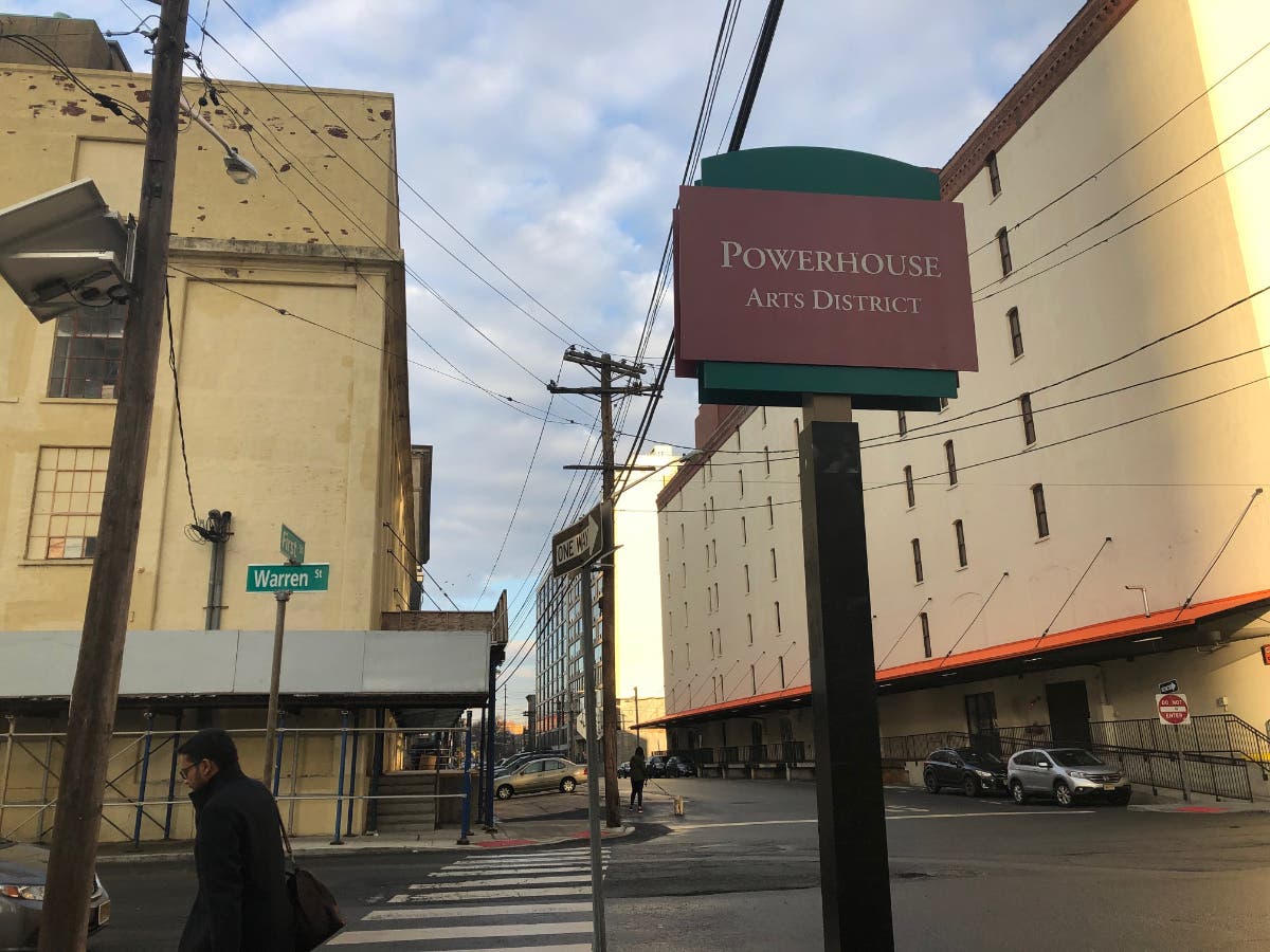 Jersey City's Powerhouse Arts District is getting a food hall "featuring a selection of top chefs," announced the owners late Monday.