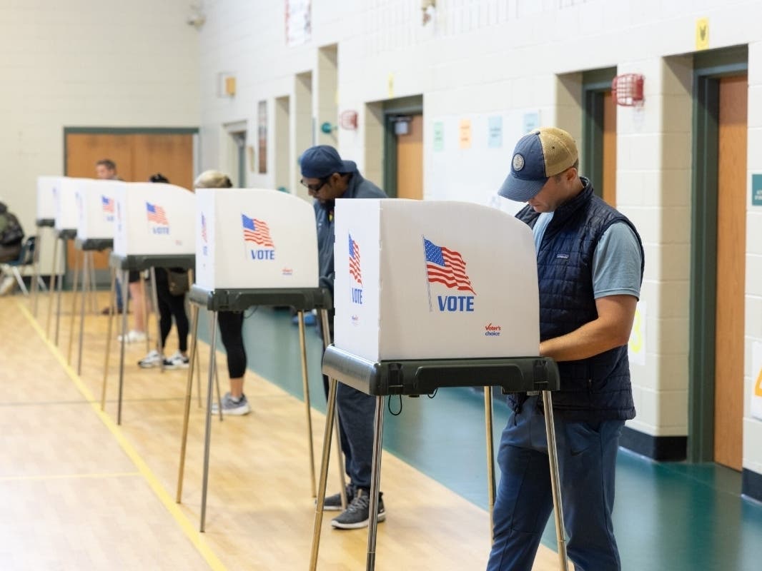 Voters on Tuesday will choose nominees for U.S. Senate and congressional races across the commonwealth.