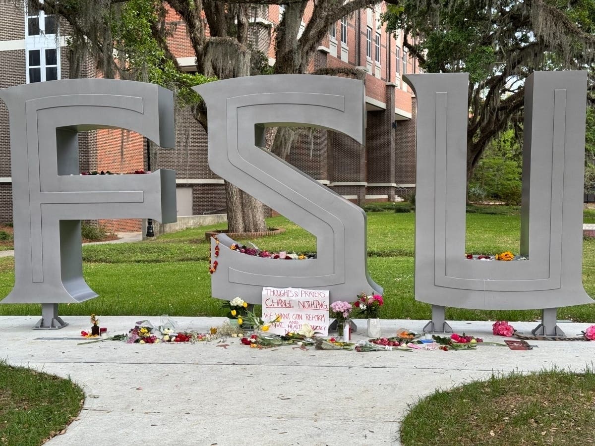 Messages between FSU shooter Phoenix Ikner and ChatGPT reveal conversations about school shooters, FSU, and an underage girl. 