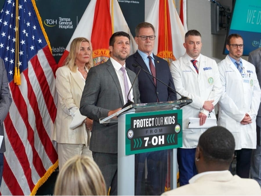  Attorney General James Uthmeier announces a new emergency rule regarding 7-OH and similar compounds. 