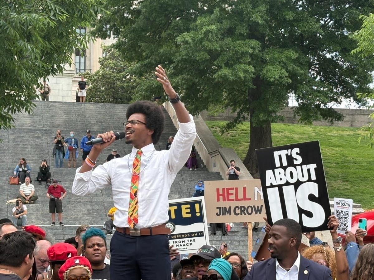 Tennessee State Rep. Justin Pearson, a Memphis Democrat, speaks to a crowd of protesters on May 5, 2026.