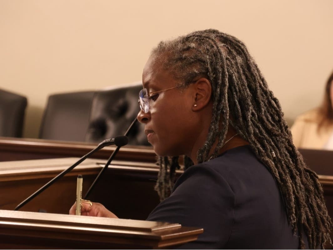Geiss Bills Would Regulate Human Milk Banks, Expand Access To Donor Milk