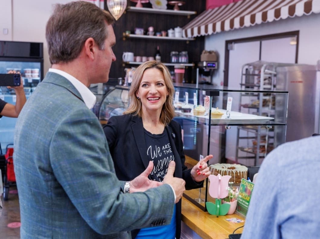 Jocelyn Benson campaigns with Andy Beshear in Detroit