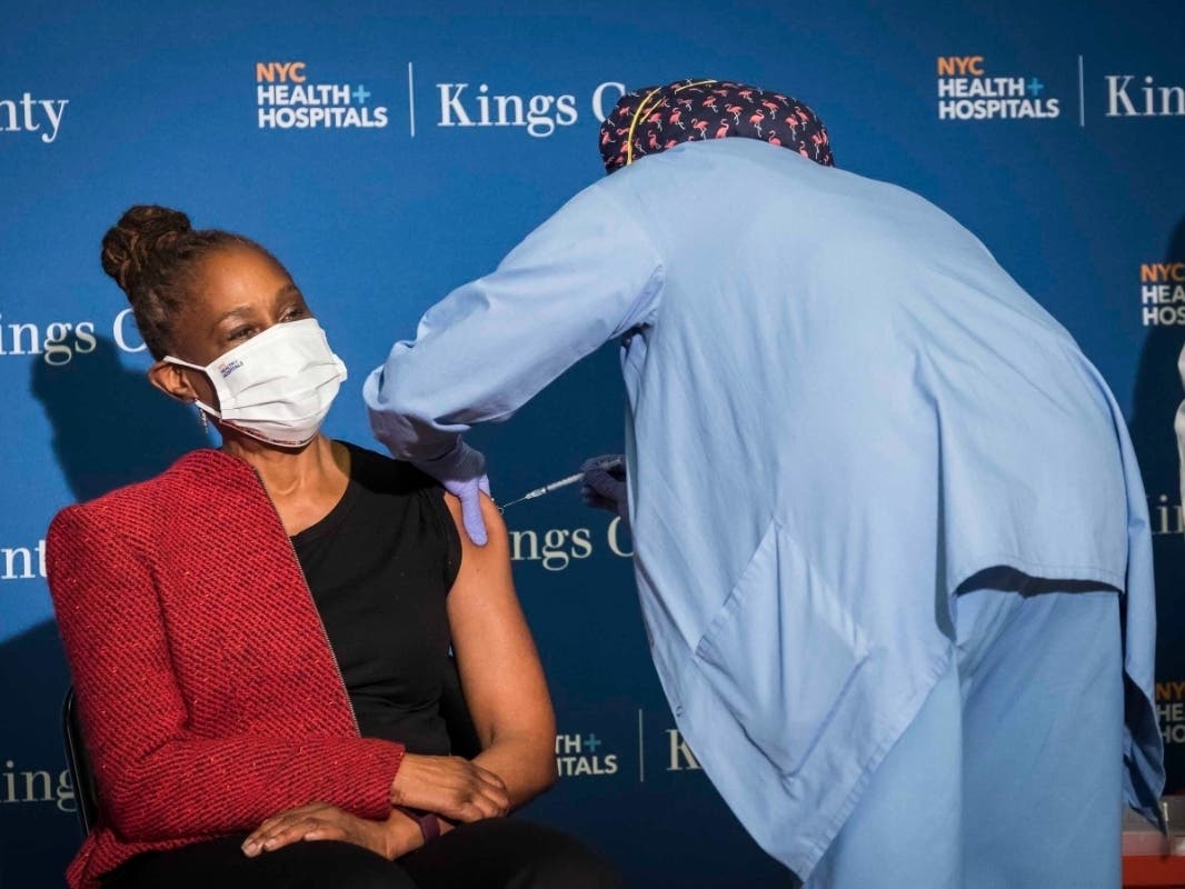 New York City's First Lady Chirlane McCray received her first dose of coronavirus vaccine on Tuesday.