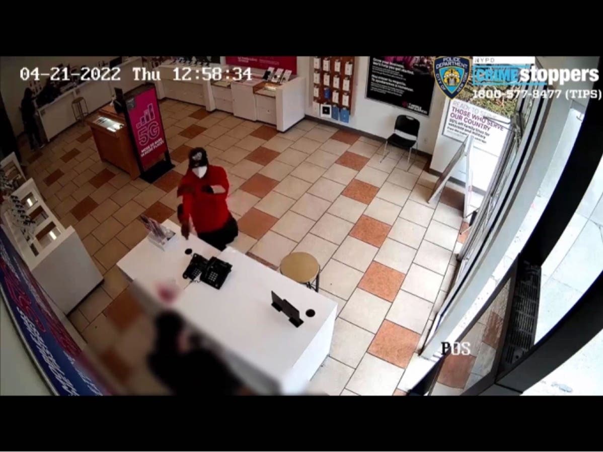 Video shows an April 21 robbery.