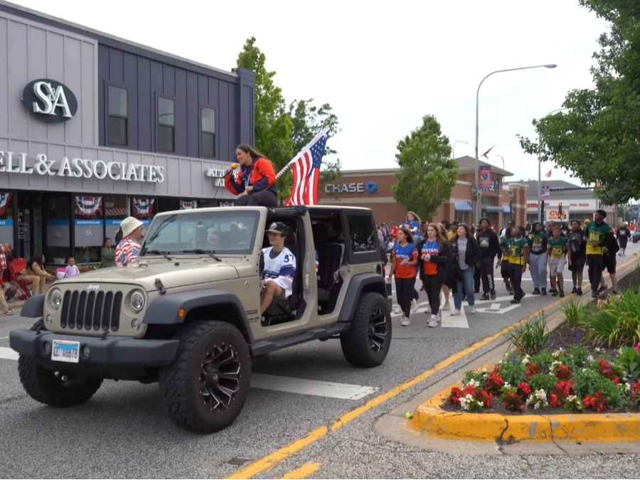 Parade Coverage in Evergreen Park