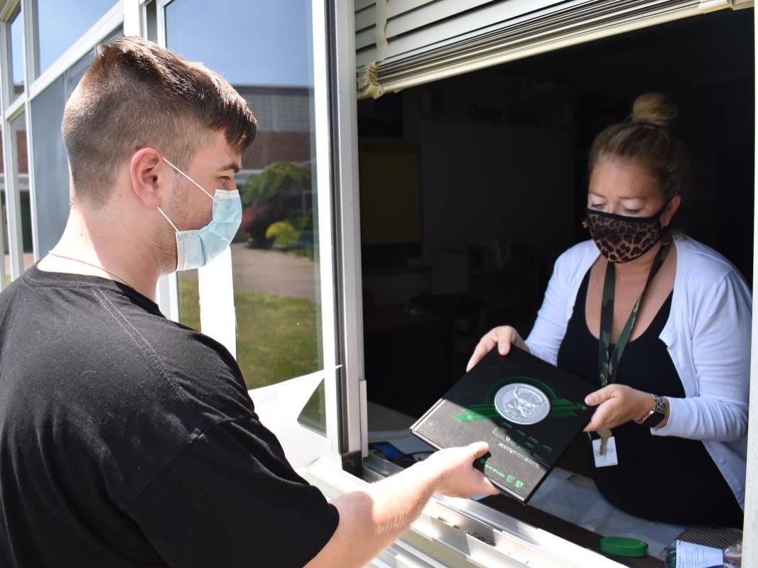 News small post card thumbnail