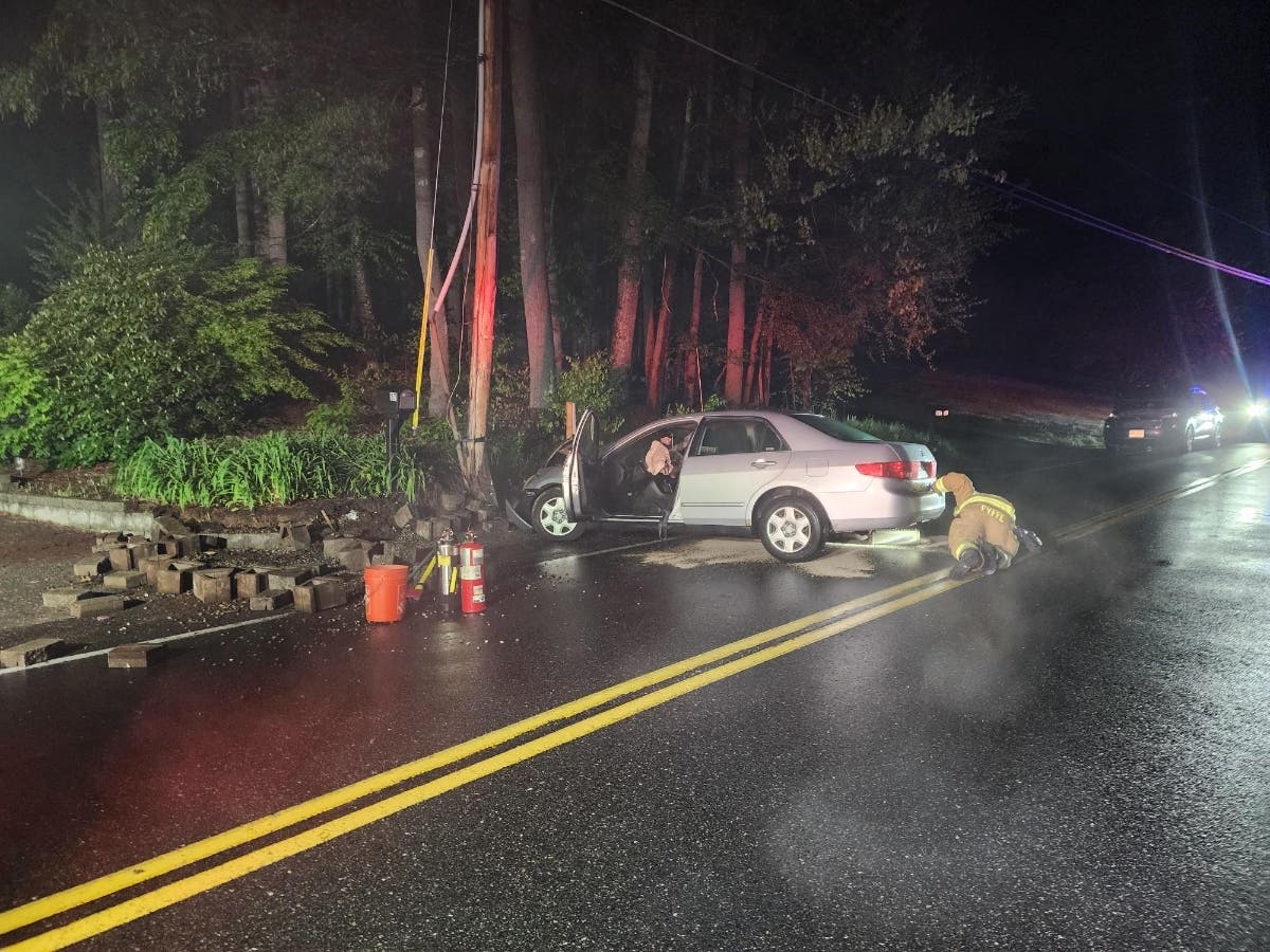 Two Teenagers Injured After Crashing Into Utility Pole In Merrimack ...
