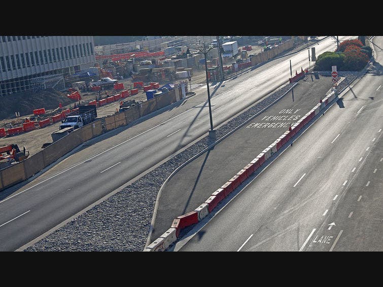 A new left turn lane on Barton Road Emergency-only turn lane will provide rapid access to ER entrancesreserved for emergency vehicles only will provide faster access for ambulances to arrive at the emergency room entrances.