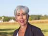 Lynne Kelleher accepted SIIR’s Advancing the Status of Women Award for 100+ Women Who Care Bucks County, the fast growing NGO she founded to support local charities. 