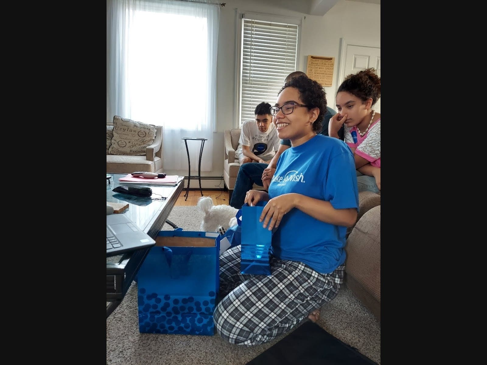 News small post card thumbnail