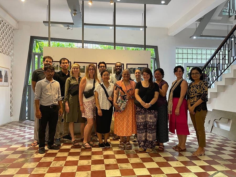 News small post card thumbnail