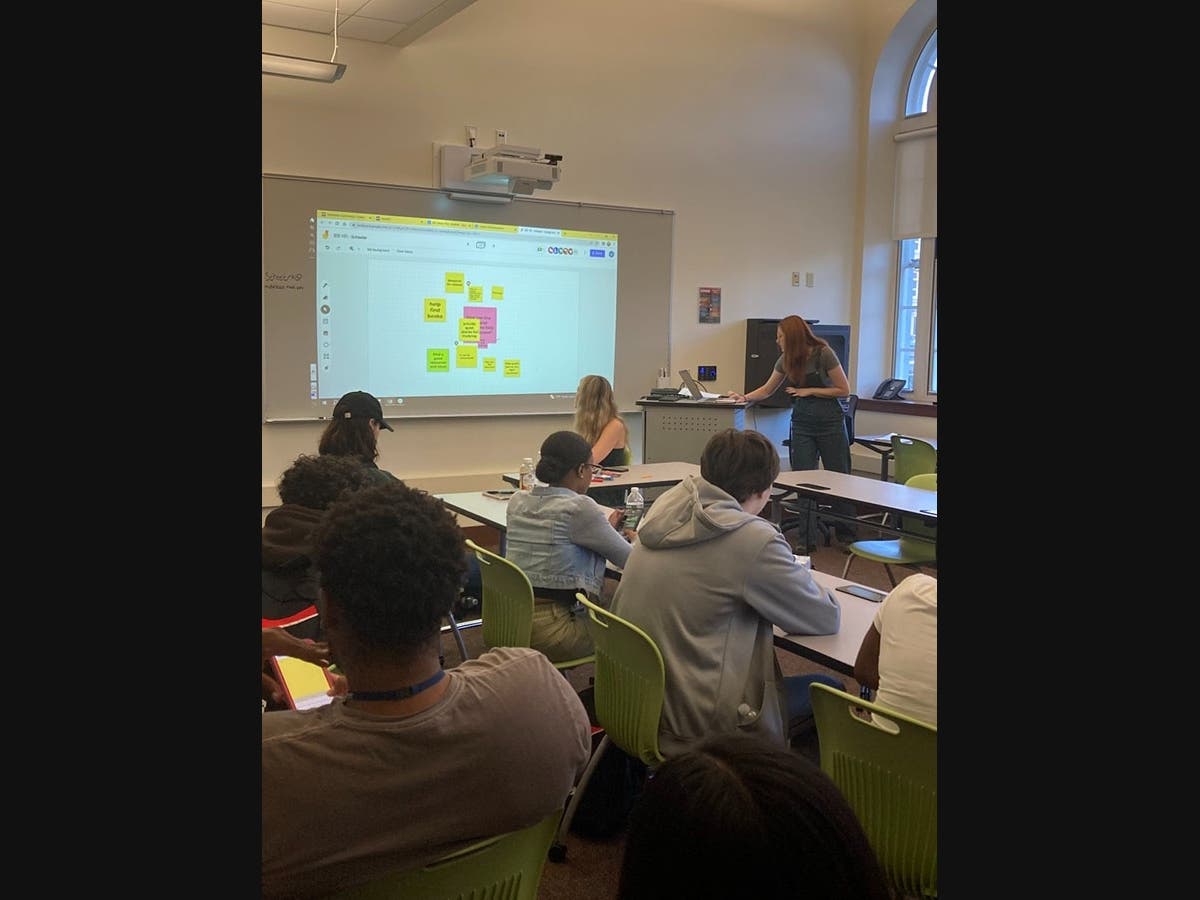 News small post card thumbnail