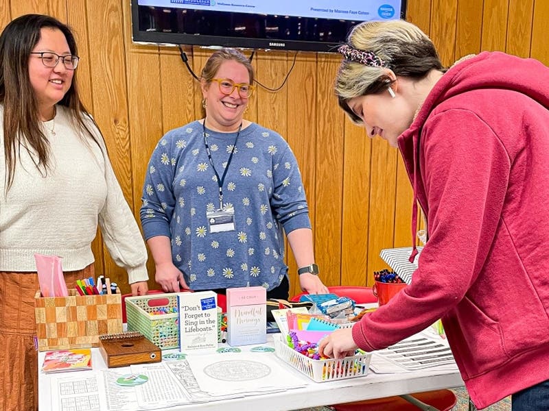 News small post card thumbnail