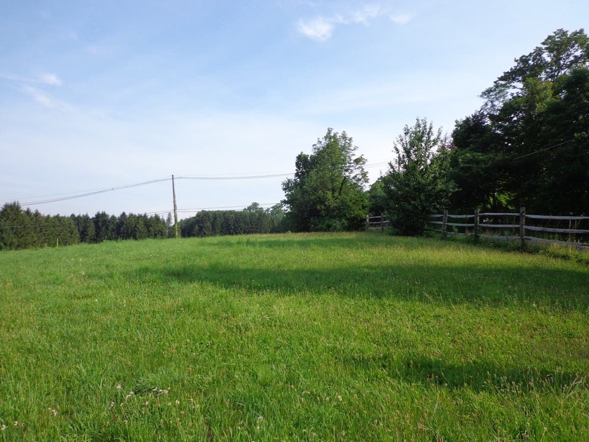 Nearly eight acres of farmland will be permanently protected as part of an ongoing preservation project involving an additional 7.76 acres of the Vallevue Farm in Morris Township. 