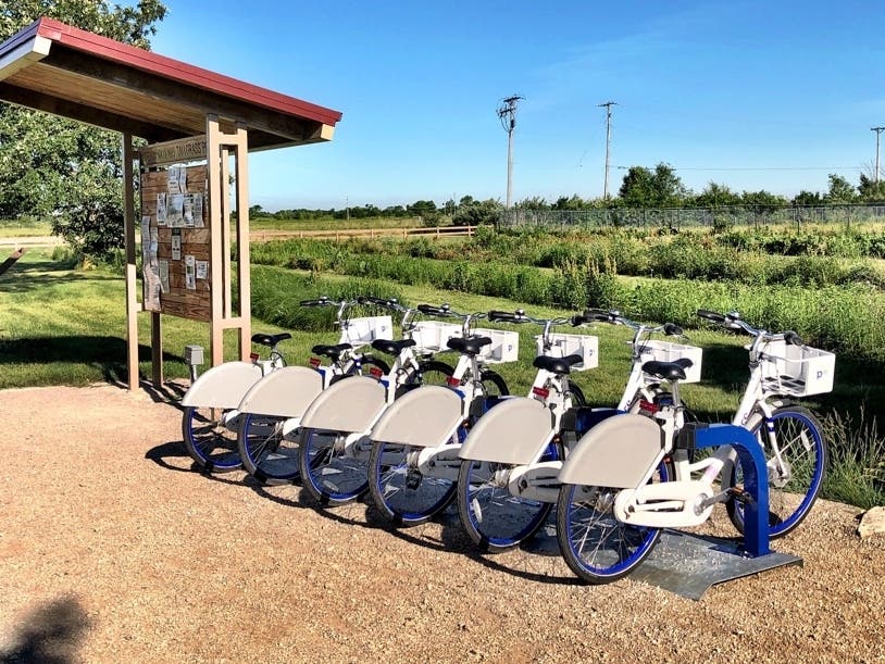 A new station for bike rentals for use in the Illinois & Michigan National Heritage area has opened in downtown Lemont, which will be added to the existing bike share prorgram