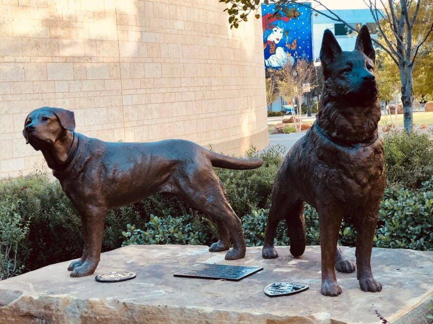K9 Memorial Monument