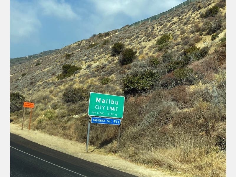 The controversial proposal would be the first new hotel or motel in the city in 30 years.