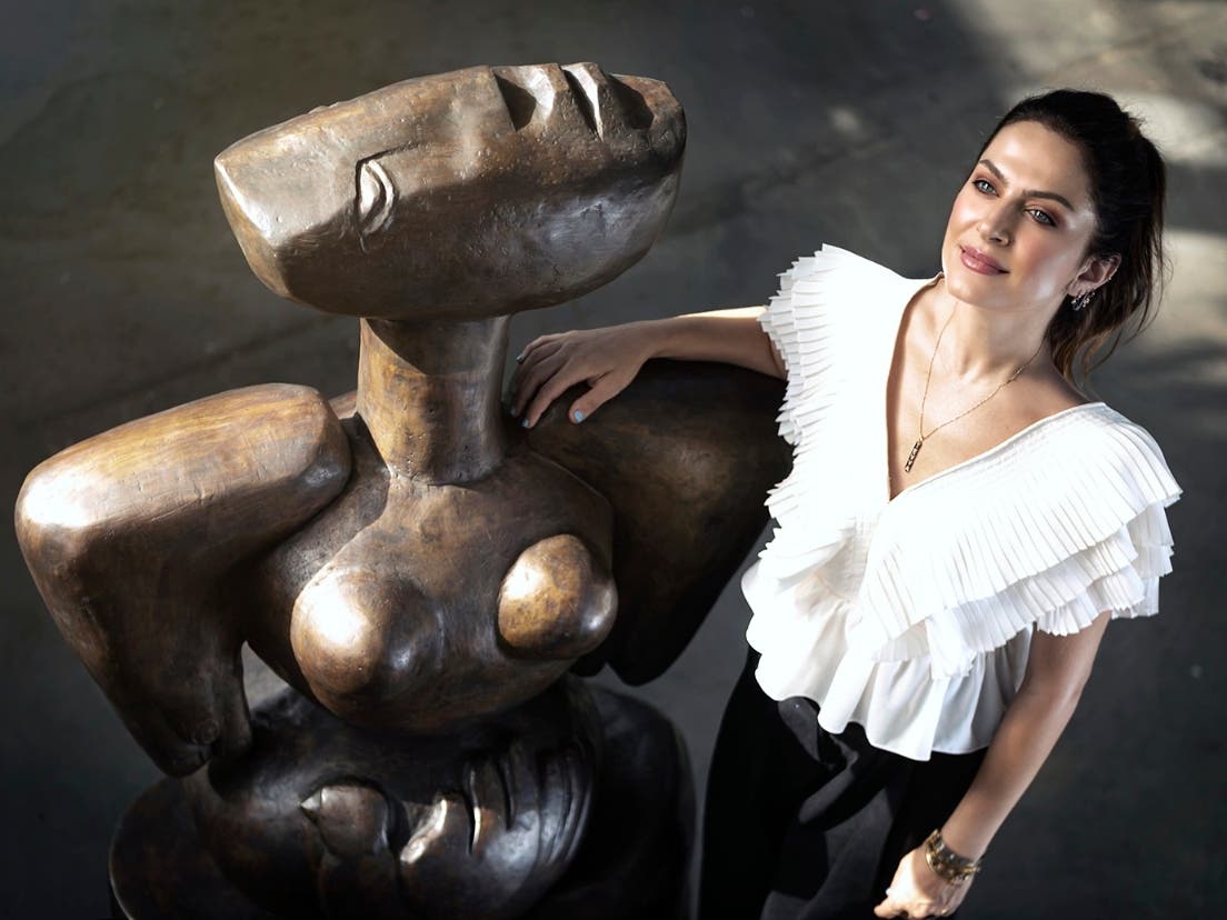 The eight-foot-high "Love Anatomy" chase by artist Alexandra Nechita