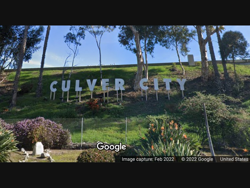 Open committees and commissions include the Planning Commission, Parks and Recreation and Commission, and Advisory Committee on Housing and Homelessness.