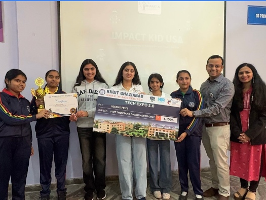 DVHS student Adya Gupta leads local and international workshops on topics like coding, AI, and internet safety for students and seniors. 