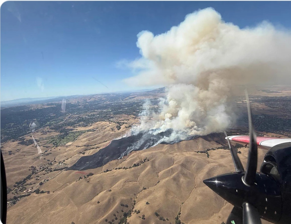 The 1,007-acre fire reached 40% containment by Wednesday morning, Cal Fire said.