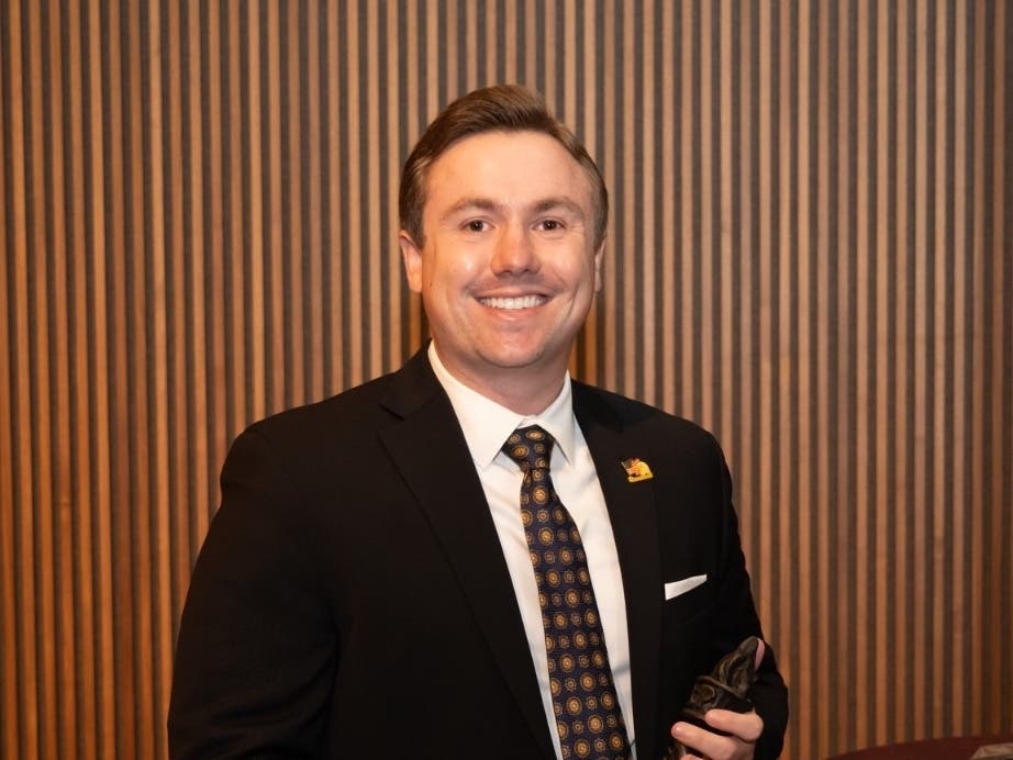 Turner Stanton, a recent University of Chicago JD/MBA graduate, was inducted into the Tony Patiño Fellowship.