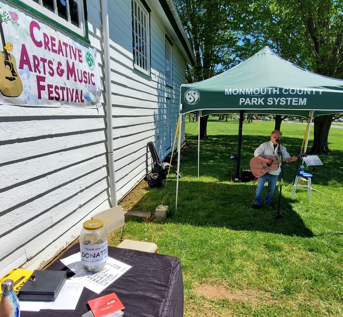 News small post card thumbnail