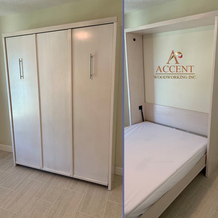 Space‑Saving Murphy Wall Bed – Savona Style in Whitewash on Oak