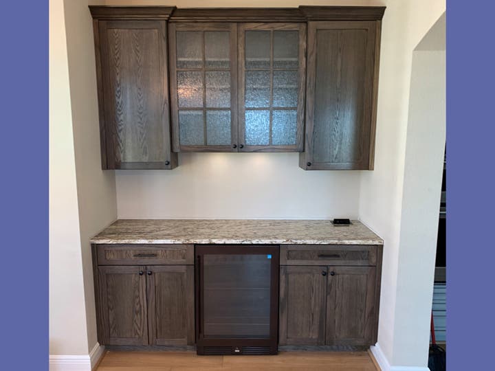 Warm Toffee Oak Dry Bar Adds Florida‑Cozy Charm to a Home 