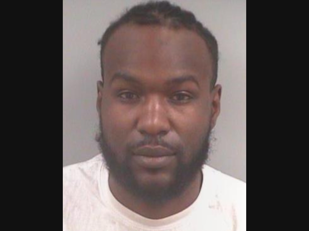 Twenty-nine-year-old Jordan Mosby attempted to start a riot at a gas station located in St. Petersburg on June 2, said police. 