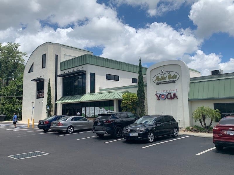Rollin' Oats announced that it has hired a cleaning company to thoroughly clean and sanitize the store after an employee tested positive for coronavirus on June 18.
