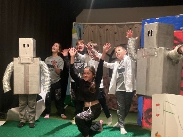 Walden Elementary School's fourth-grade team, "Full S.T.E.A.M. Ahead," competes in Kansas City. 