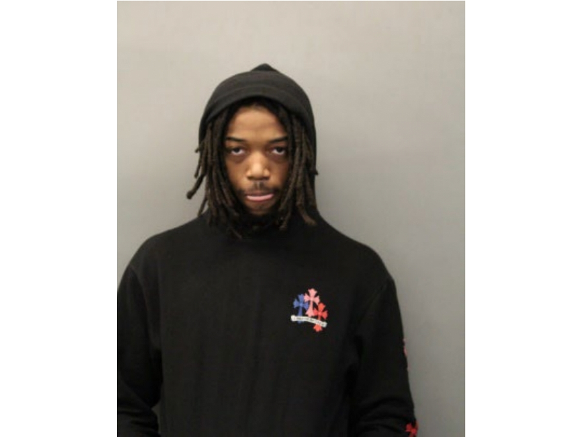 After his arrest, Larelle Potts was brought to Cook County Courthouse for a detention hearing. 