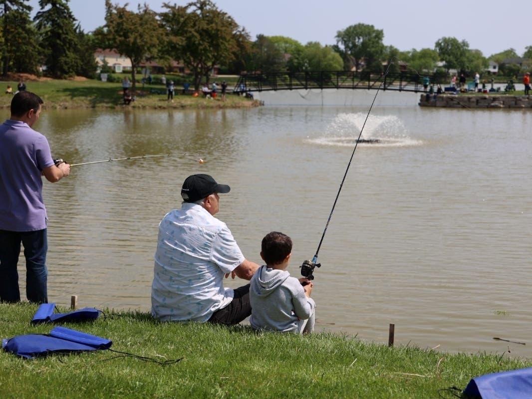 Children are encouraged to bring their own fishing rod.