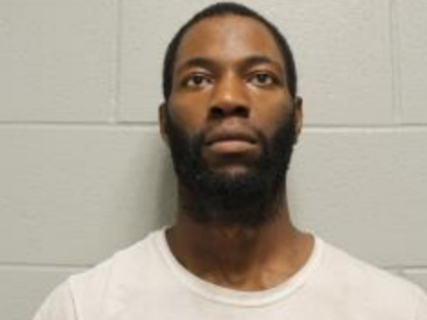 Dionte Brooks had an arrest warrant for felony theft.