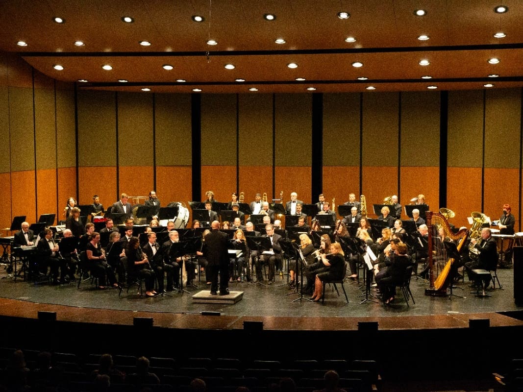 Buffalo Grove Symphonic Band Prepares For 25th Anniversary Concert 