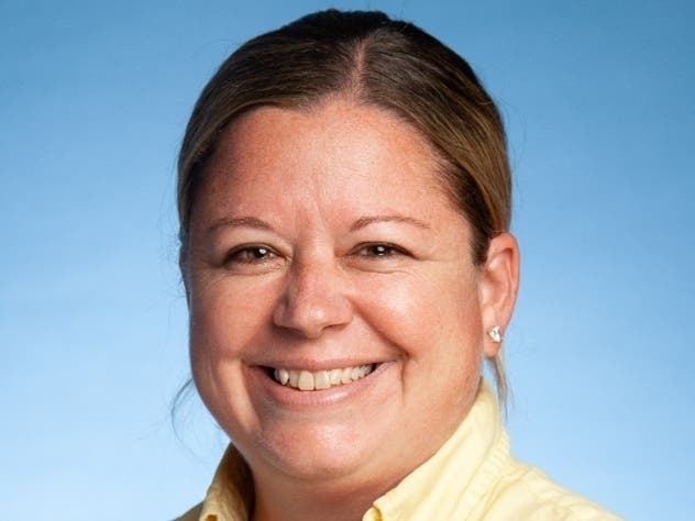 Meghan Dames holds a master’s degree in education administration from Benedictine University and a master’s degree in social work from Loyola University Chicago. She also holds a bachelor’s degree in social work from the University of Wisconsin-Green Bay.