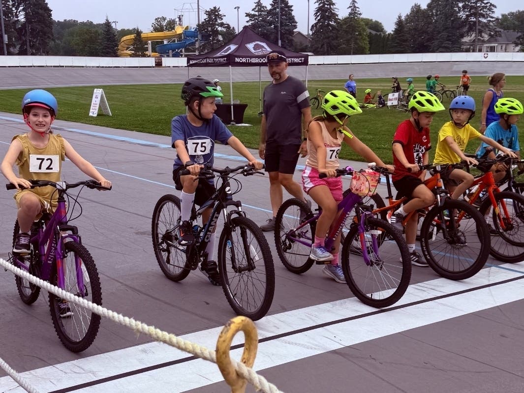 Following the race, participants can enjoy pizza, drinks and dessert, along with swimming at Meadowhill Aquatic Center.