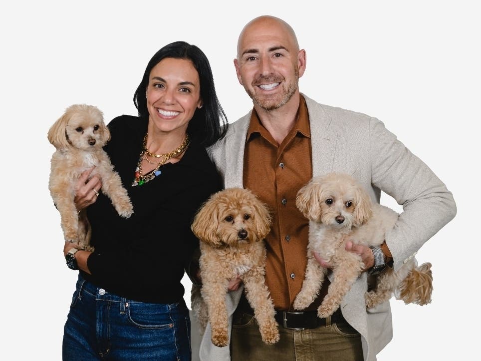 All Points Public Relations provides public relations, digital marketing, social media, content marketing, creative services and franchise sales support.
