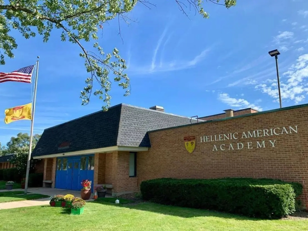 The academy moved to Deerfield for the 2006-07 school year, initially renting space on Lake Cook Road. In 2016, it moved to its current home at 445 Pine St.