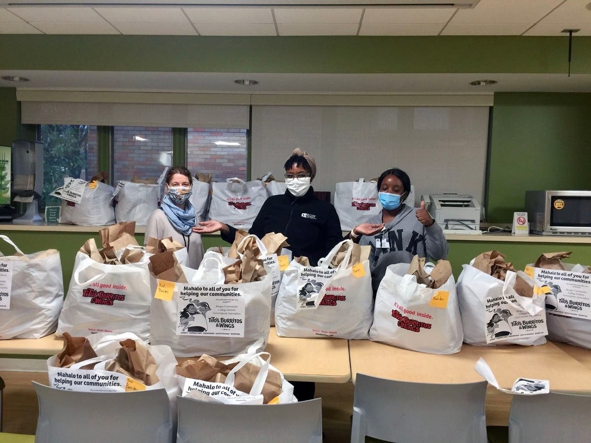 Courtesy of the Bergen SGA, healthcare workers at The Valley Hospital received 200 meals from Tito's Burritos and Wings.
