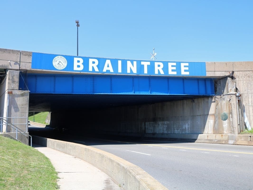 The tentative town primary elections scheduled for September won’t be held after all. This comes after only two candidates for mayor filed to run in Erin Joyce and current Mayor Charles Kokoros.