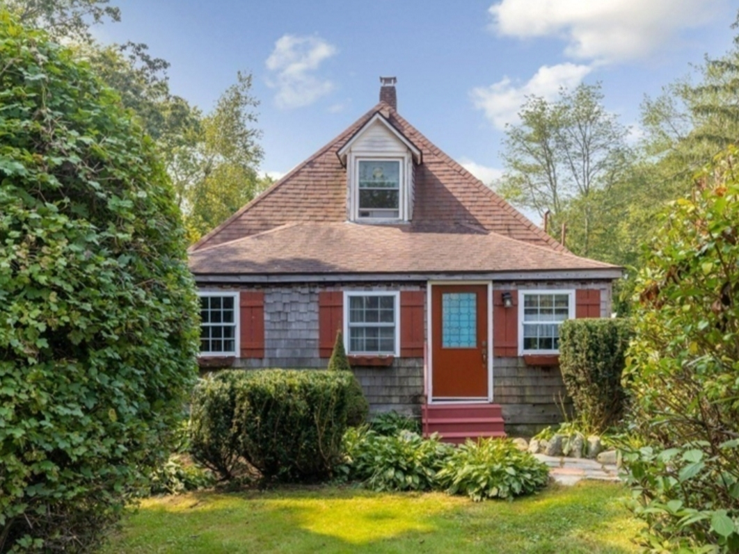 MA's 2023 Average Home Sale Price Is 570K. Here's What It Gets You Across Massachusetts, MA Patch