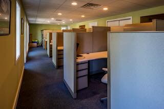 FREE - office furniture and 5 cubicles in Doylestown