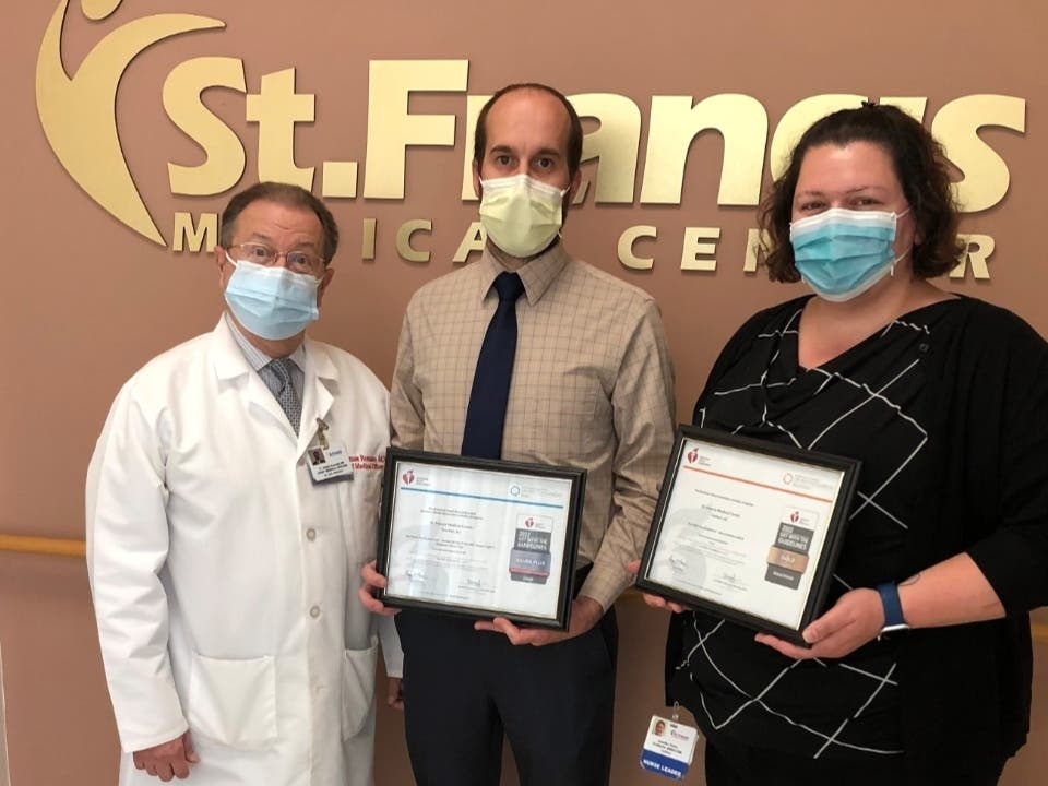 Pictured (l-r) are St. Francis’ C. James Romano, MD, Chief Medical Officer; Eric Yuscavage, BSN, RN, Director of Quality; and Jennifer Povio, BSN, RN, Chief Nursing Officer.